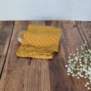 accessoire fait main artisanal tissu jaune coeur