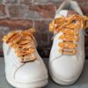 lacets fantaisie jaune fleuri converse blanches