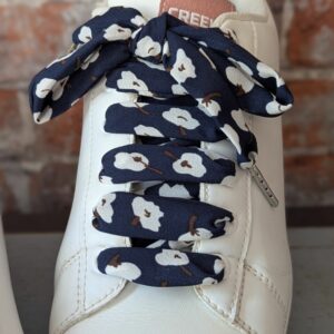 lacets fantaisie bleu fleur coton