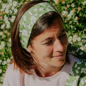 ruban à nouer dans les cheveux vert rose
