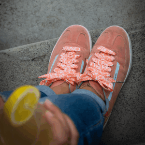 lacets corail fleuri